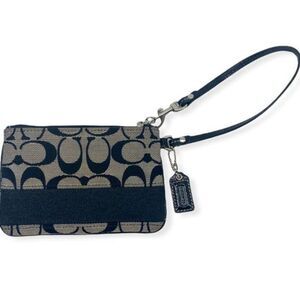 Coach NWOT Gray and Black Wristlet